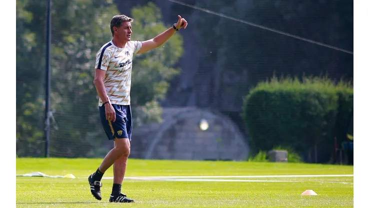 "Míchel González es el gran cerebro del equipo": Juan Mandiá