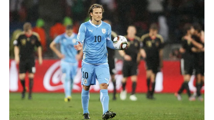 Diego Forlán reveló que estuvo cerca de jugar en Cruz Azul y América