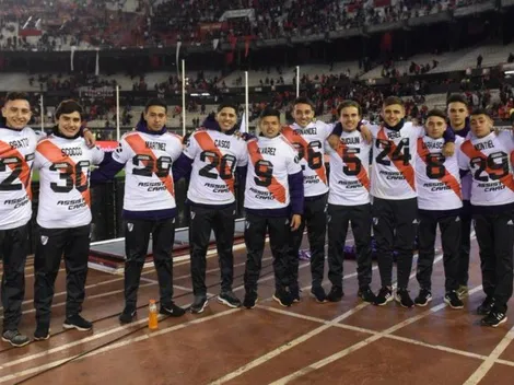 Hace todo bien: el gesto de Gallardo con los alcanzapelotas de River