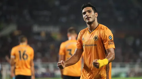 Con Raúl Jiménez en un nivel superlativo, el Wolverhampton dio el golpe en Italia