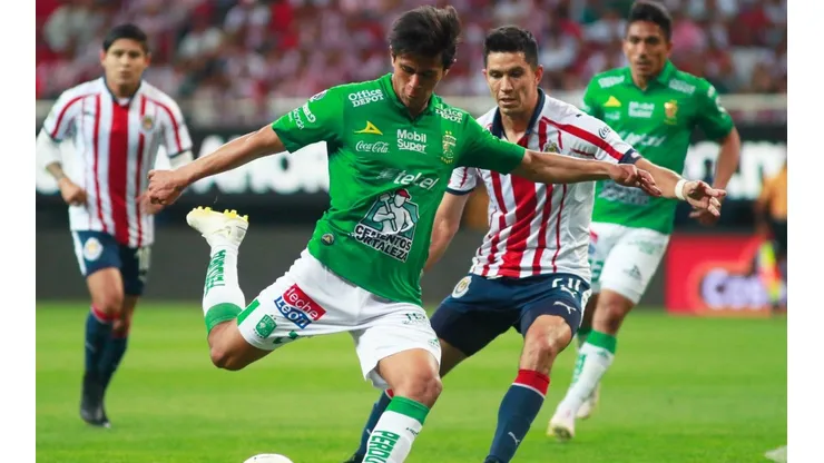 ¿Y Chivas? León quiere vender a Macías a Europa