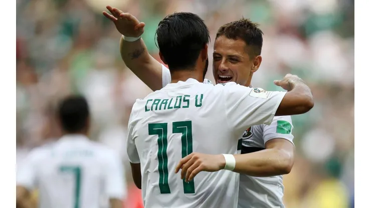 De goleador a goleador: Chicharito elogió a Vela