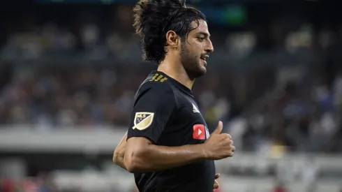 "Carlos Vela en Barcelona sería más productivo y barato que Neymar": hermano