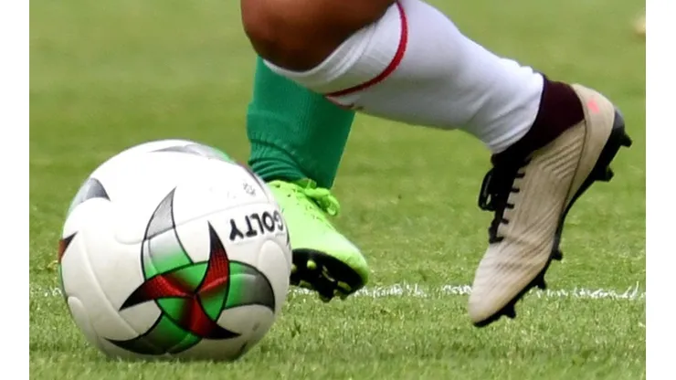 Balón fútbol colombiano