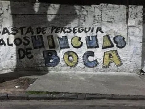 Luego de ganarle a Liga de Quito, la Bombonera amaneció con pintadas y pasacalles