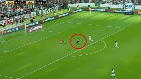 Foto de Wanchope a punto de definir.