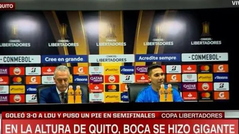 Foto de la conferencia de prensa.