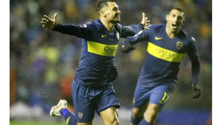 Mauro Zárate, Ramón Ábila