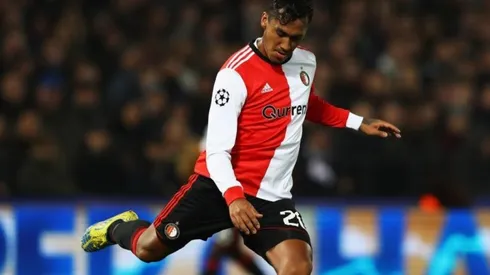 Tapia también jugó en el Willem II y en el Twente de la Eredivisie.