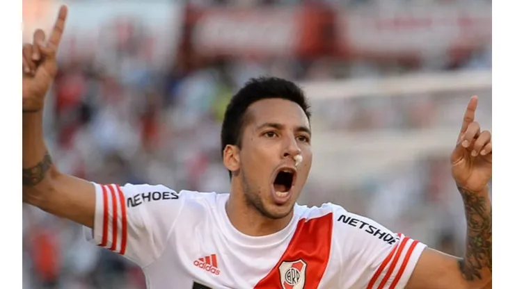 Vangioni marcó la cancha y tiró: "Es imposible que yo vaya a Boca"