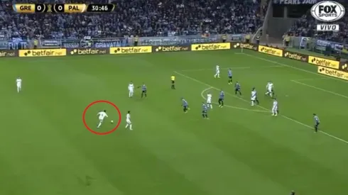 Desde ahí le pegó Gustavo Scarpa.