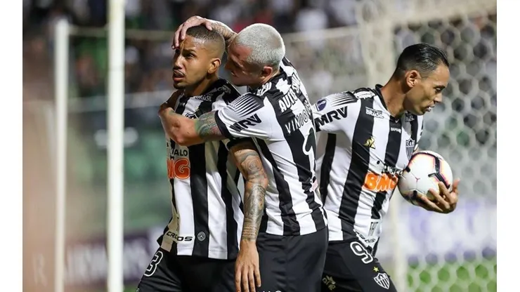 Así festejaron los jugadores del 'Galo'.