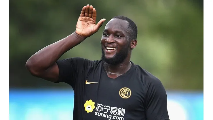 Lukaku estaría hablando con un ex compañero del Manchester United para convencerlo de ir al Inter