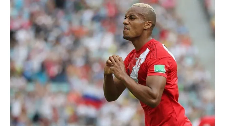 Carrillo metió el primer gol de Perú en Rusia 2018.