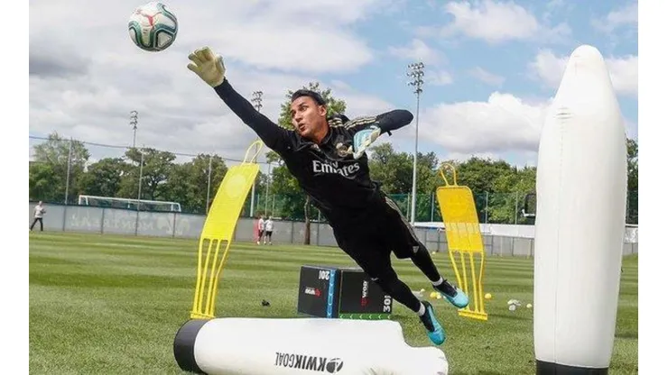 Llegó una oferta por Keylor Navas sobre el cierre del mercado de fichajes
