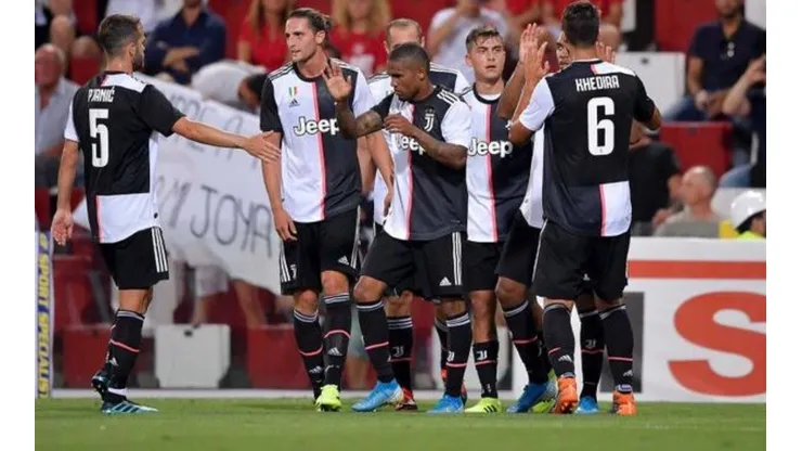 Antes que cierre el mercado, Juventus se anota una joya del Barcelona