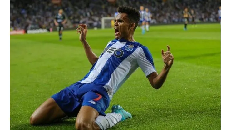 Luis Díaz festeja su primer gol en la liga de Portugal.