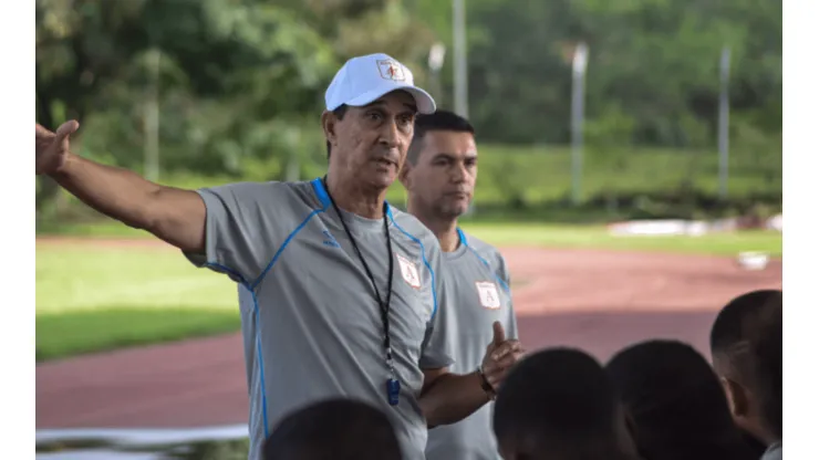 Nada más que la verdad: la directiva del América se refirió al futuro de Alexandre Guimaraes
