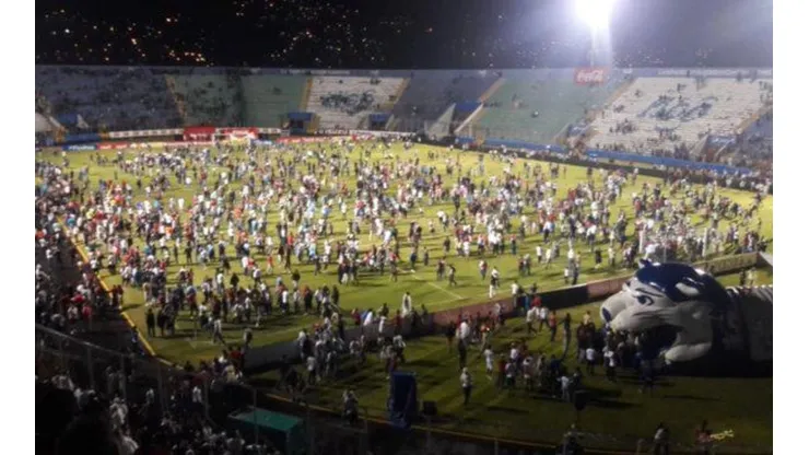 Tragedia en el fútbol hondureño: tres muertos y más de una decena de heridos