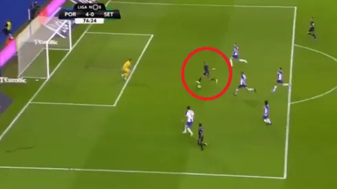 Marchesín realizó una doble atajada fenomenal y el Porto lo premió después del partido