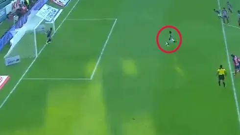 León se fue al descanso arriba contra Chivas