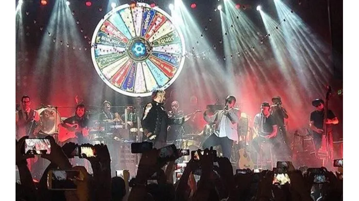 Los Auténticos Decadentes se presentaron en Bogotá y cantaron al ritmo de la hinchada de Millos