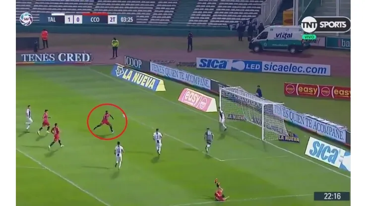 El gol errado por José Valencia.