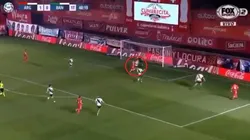 El gol en contra de Luciano Lollo.