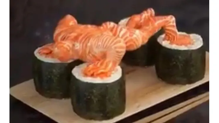 Video viral: sushi diabólico cobró vida y se puso a hacer flexiones de brazos