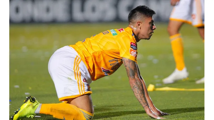 Salcedo está tan enfadado con los seguidores que hasta les da 'me gusta' a los comentarios críticos