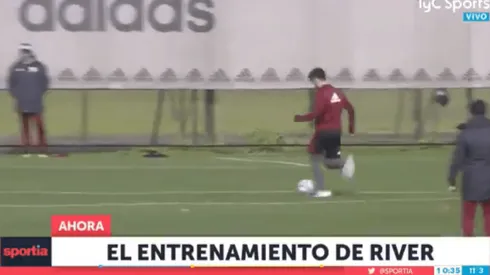 Listo para volver: el show y los golazos de Scocco en el entrenamiento de River