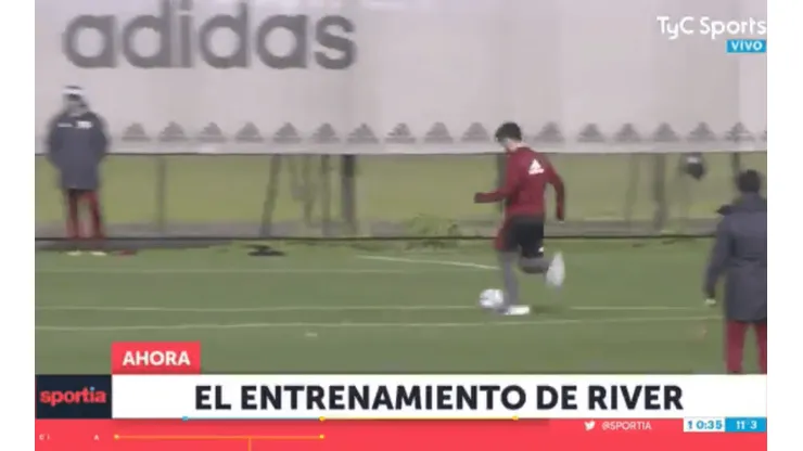 Listo para volver: el show y los golazos de Scocco en el entrenamiento de River