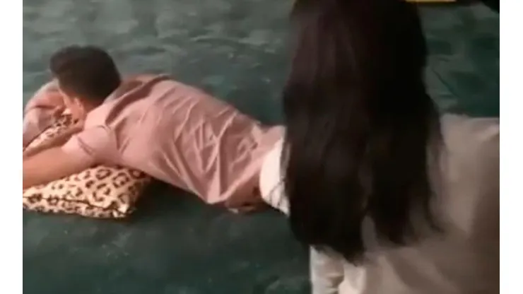Cristiano subió un video de Georgina haciéndole masajes y Evra lo troleó en Instagram