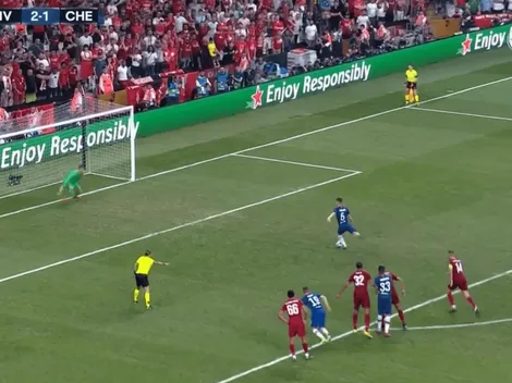 ¡Pegó el saltito! Jorginho dejó parado a Adrián y empató de penal para el Chelsea