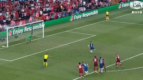 ¡Pegó el saltito! Jorginho dejó parado a Adrián y empató de penal para el Chelsea