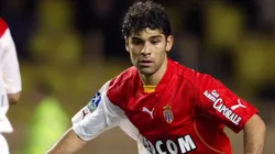 Rafa, en pleno partido con la playera del Mónaco.
