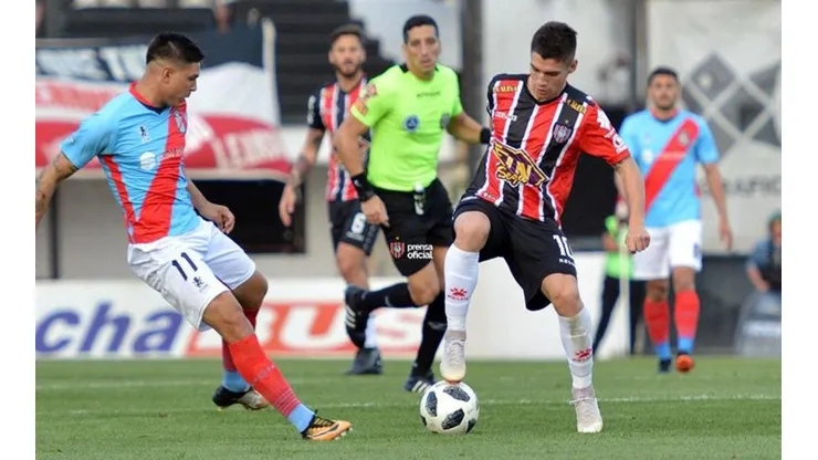 Chacarita vs. All Boys por la Primera Nacional.