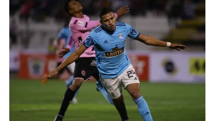 Távara, Pacheco (Cristal) y Gonzales Zela (Boys) estuvieron en la última sub20 de Perú.