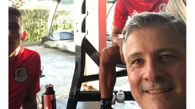 Alejado de las polémicas: así encontró la paz Ricardo Centurión en México