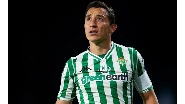 Betis, negado a dejar ir a Andrés Guardado