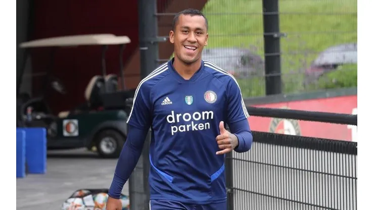 Tapia jugará la vuelta de la Europa League este jueves.