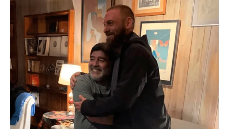 Burdisso reveló qué le dijo Daniele De Rossi a Maradona