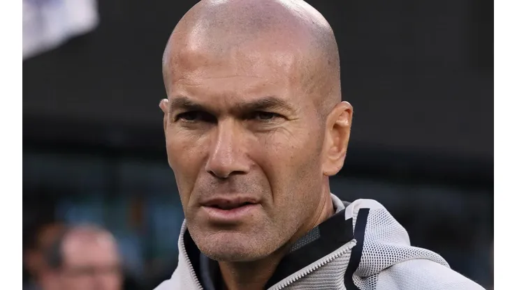 Político colombiano pide pacto nacional para odiar a Zinedine Zidane