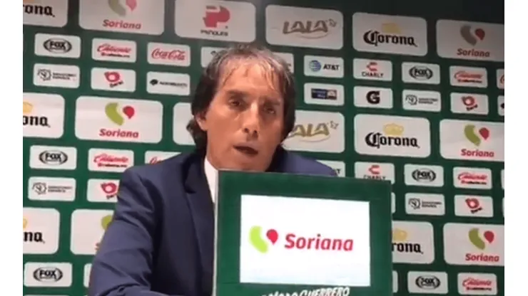 A pesar del triunfo, Almada criticó duramente al VAR