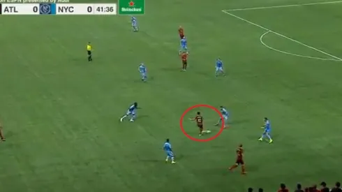 El pase inicial de Gonzalo Martínez.