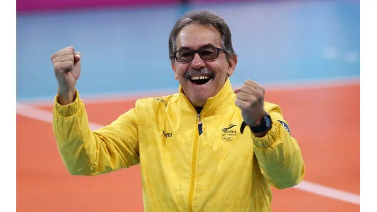 Antonio Rizola, DT del equipo colombiano de voleiból femenino en los Juegos Panamericanos.