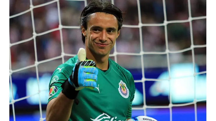 La afición de Chivas destacó a Toño Rodríguez en redes