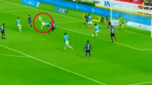 Jara es el máximo goleador de la historia de Pachuca gracias a la chilena de Copete