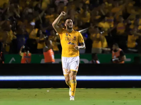 Un animal: Gignac marcó tres goles en 23 minutos para la victoria parcial de Tigres