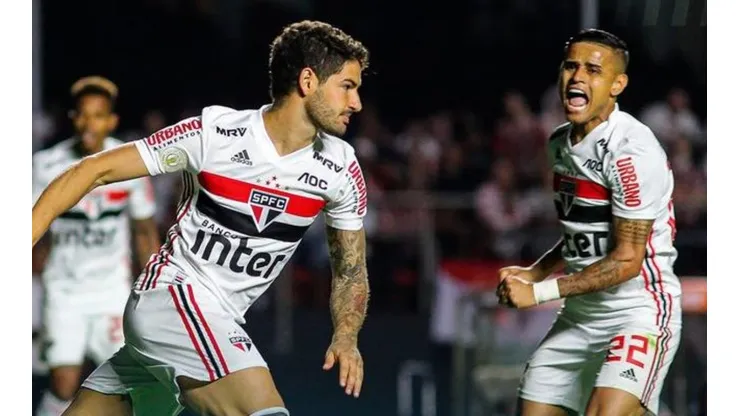 Alexandre Pato, la figura del partido.